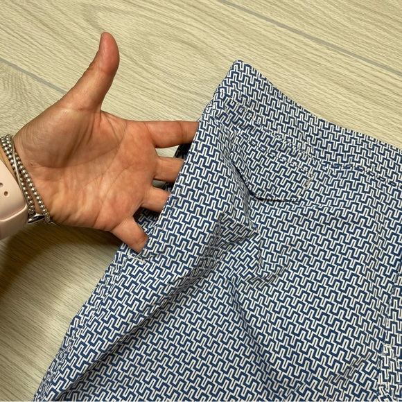 J. Crew Mid Length 7” Blue White Swim Lined Shorts Trunks Mens Size 32 - Picture 7 of 15